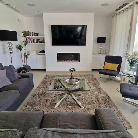 Villa Lynx With Sauna Heated Pool And Jardin *
